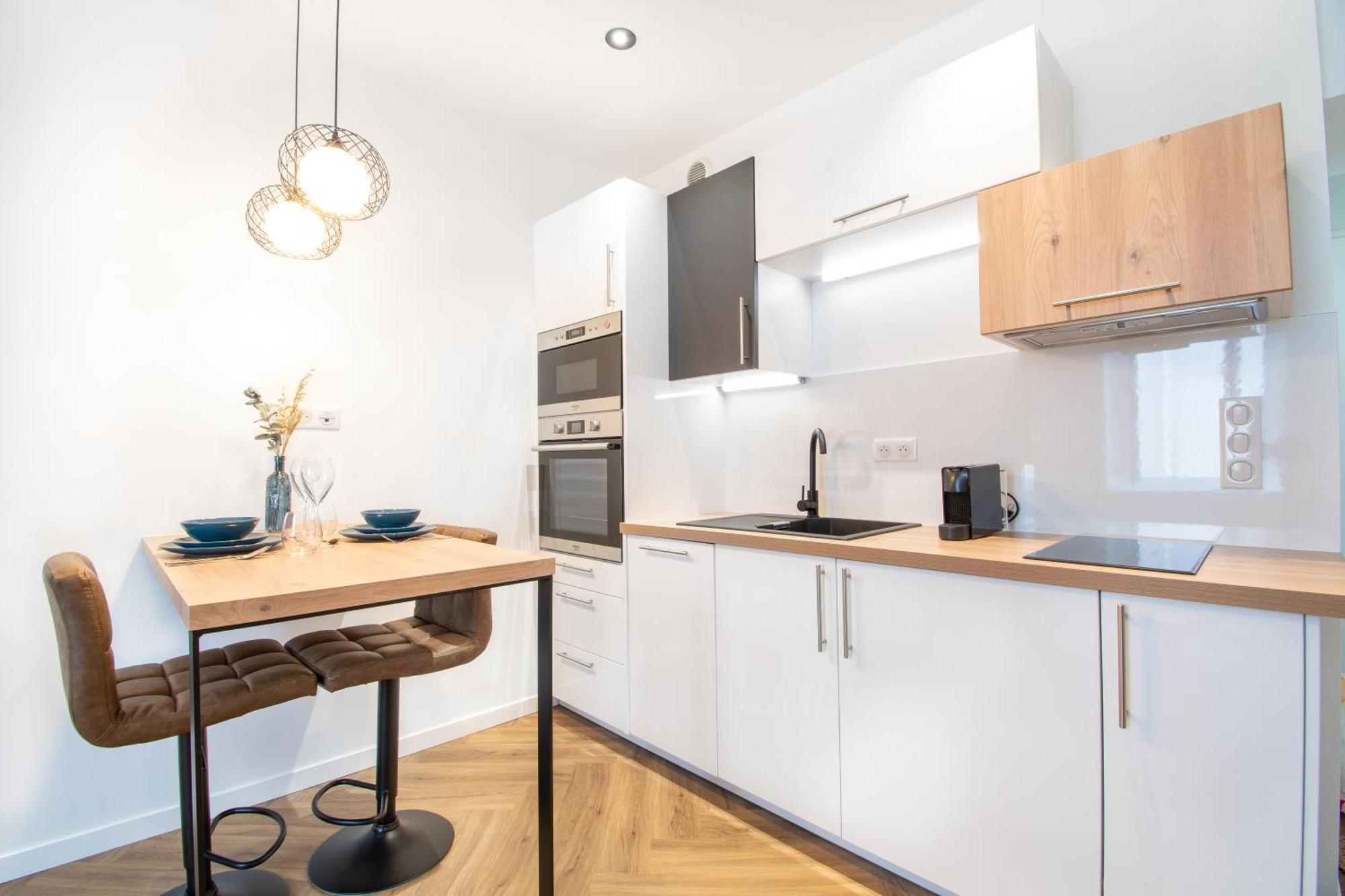 L'Appartement Des Ducs Avec Baignoire Double Nantes Esterno foto